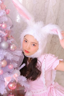 娇妻被交换黑人粗又大又硬